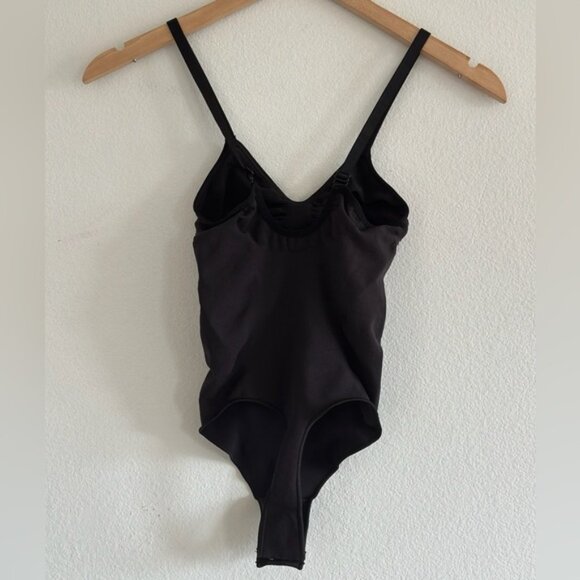 New Skims Sculpting Thong Bodysuit Onyx Size L/XL - Picture 3 of 5